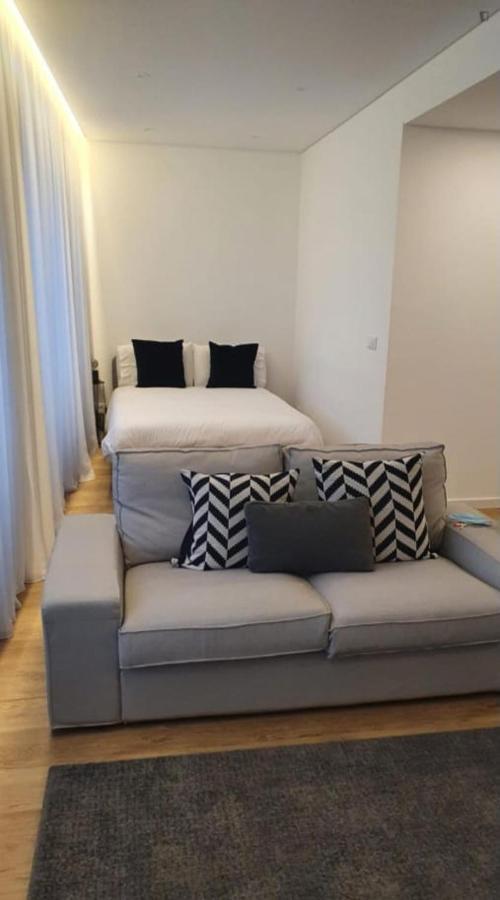 Urban Twins Apartment